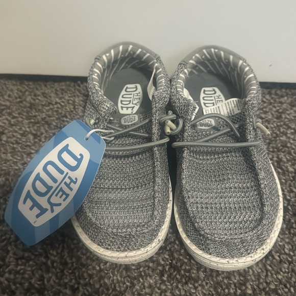 Hey Dude Other - BRAND NEW Hey Dude boy Wally stretch sox size 9